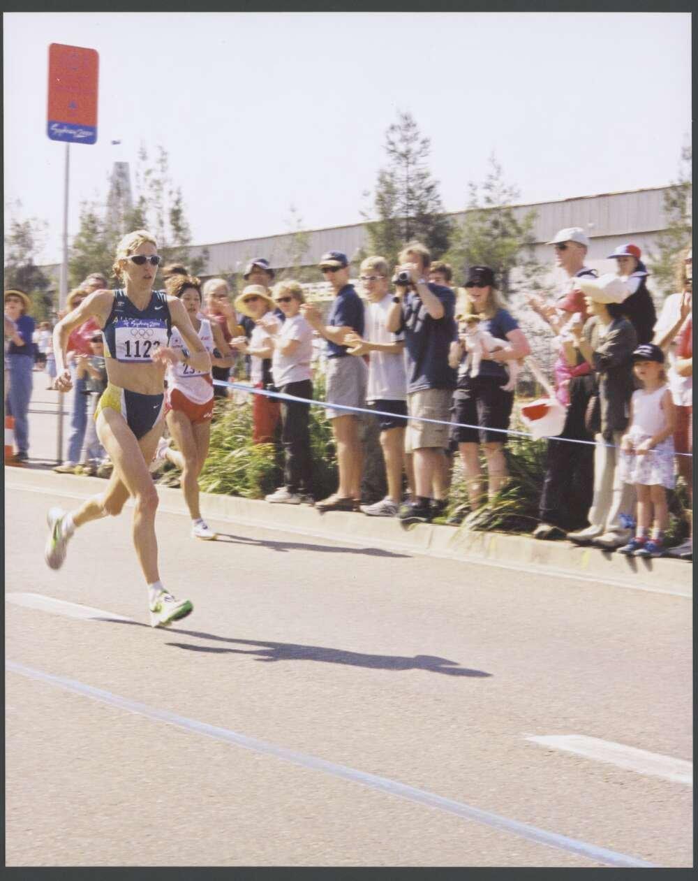 Australian womens marathon runner on Anzac Bridge - Pyremont 24th Sept 2000